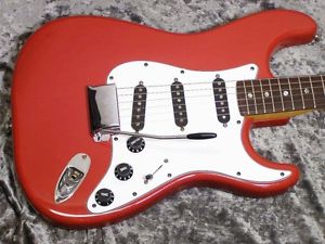 Fender: Electric Guitar Stratocaster '81 'Morocco Red' USED