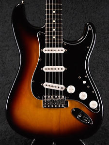 Fender Highway 1 Stratocaster 3 Color Sunburst 2004, a1214