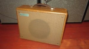 Vintage Circa 1959 Magnatone Starlet Guitar Amplifier Brown Fully Serviced Cool!