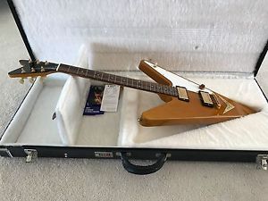 Gibson Reverse Flying V 2007 Trans Amber GOTW Mint