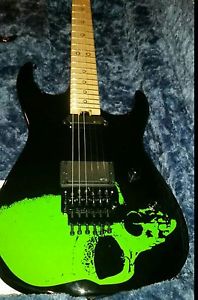 Charvel Masterbuilt Dinky HS 2016 Namm Show model
