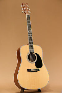 MARTIN D-35 2012 Acoustic-Guitar