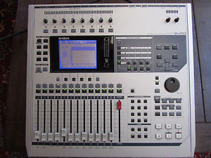 Yamaha AW2400   Very Clean