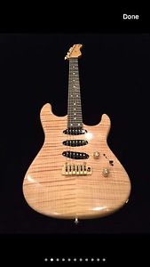 Valley Arts Custom Pro Guitar