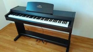Klavier Yamaha Clavinova E-Piano