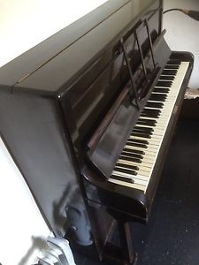 WH Barnes Upright Piano, Plays well, sounds good