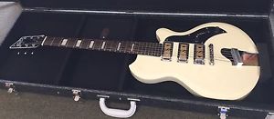 Supro Hampton Electric Guitar Antique White with Supro Hardshell Case Included