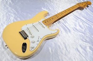Fender Japan 2004-2006 ST71-140YM "Yngwie Malmsteen" Model Electric Guitar