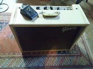 1959  gibson GA-18 explorer tube amp
