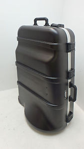 SKB Mid-Sized Universal Tuba Case With Wheels - FAULTY - RRP £756.29