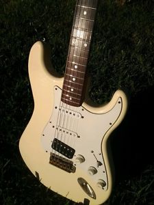 Profile Vintage ST Guitar