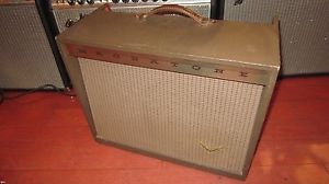 Vintage Circa 1959 Magnatone Guitar Amplifier Brown w/ Pitch Shifting Vibrato