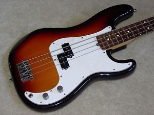 Fender American Standard Precision Bass  3-Color Sunburst - Beautiful!