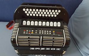 Akkordeon Hohner Morino Club S