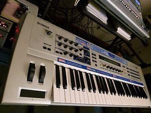 Yamaha CS6X Modular Synthesizer