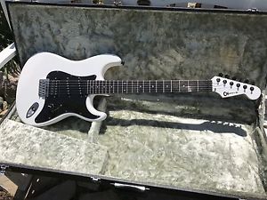 jake e lee guitar