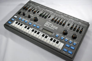 Roland MC-202 Vintage Analog Synthesizer Near Mint #m32