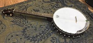 1940s Vintage 4 String Vega Tenor Banjo-Original Case-Style N