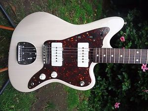 FENDER JAZZMASTER JAPAN 2004 MARY KAY SEE THROUGH BLONDE GREAT TONE EXCELLENT