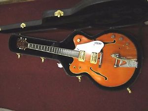 **1964 GRETSCH DOUBLE-CUTAWAY NASHVILLE GUITAR** w/ a KKL Hardcase