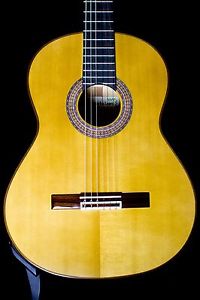 Hermanos Sanchis Lopez "Solea" Flamenco Guitar