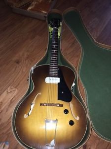Guild x50 vintage guitar