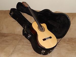 ULTRA RARE "EL VITO" CSM2-S - TERRIFIC CLASSICAL GUITAR WITH CUTAWAY & PICK-UP