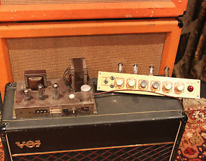 Vintage 1950s Selmer Truvoice 'Stadium' TV19/T Red Cream Valve Amplifier Chassis
