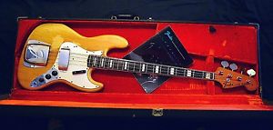 1973 Fender Jazz bass
