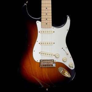 Fender 2014 60th Anniversary Stratocaster, Two-Tone Sunburst - Pre-Owned