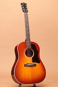 GIBSON 1963 J-45 ADJ CS 2002 Acoustic-Guitar