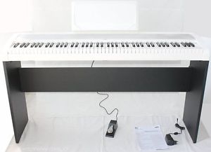 KORG B1 BLACK & WHITE Design Piano_88 NH Tasten_Lautsprecher_mobil_STAND_NEU_HOT