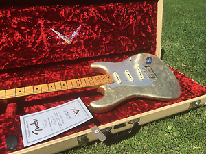 Fender -Greg Fessler- Master Salute Stratocaster