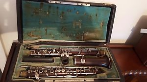 Antique Oboe  F. Loree 70 with leather case