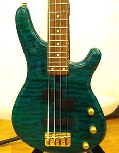 YAMAHA MB-40H Electric base With soft case RARE VINTAG