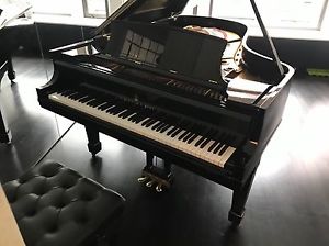 Steinway high gloss piano model B -- Mint condition