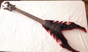 Neal Moser Guitar Bastard V Import Model Black Red Bevels, Hard Case Vintage