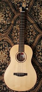 MYA MOE BARITONE UKE BIRDSEYE MAPLE SN 1899
