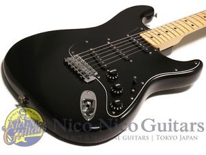 FENDER 1981 STRATOCASTER BLACK Used Electric Guitar Free Shipping