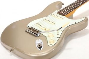 Fender USA 1960 Stratocaster Relic Shoreline Gold/Matching Head Electric Guitar