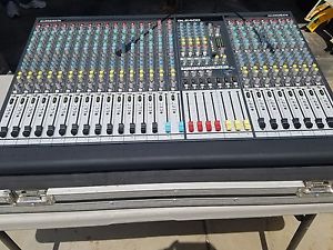 Allen & Heath GL2400-24 Mixing Console