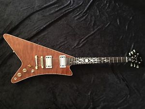 Moderne Custom HandBuilt Guitar+cs Waterfall woodVeneerTop Blk Diamond