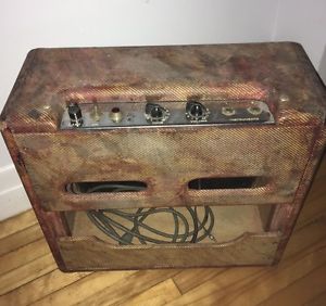 1959 Fender Tweed Princeton amplifier. Found at local flea market! Project. NR