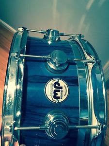 DW Snare 6 x14 Top Edge Exotic Ivory Ebony /Regal to Royal Blue Fade