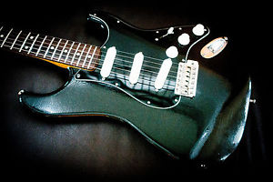 MooreTone Vintage Guitar (RARE)!