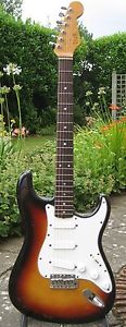 Roger Giffin Stratocaster handmade electric guitar plus Kinsman guitar case