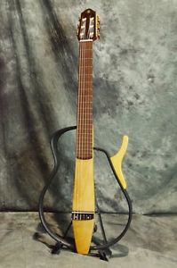 YAMAHA SLG-100N guitar w/gigbag/456