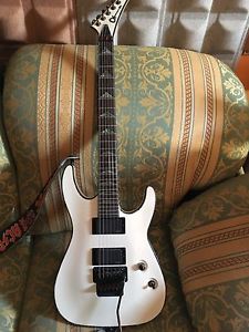 Charvel Desolation Soloist DX-1 FR - Snow White