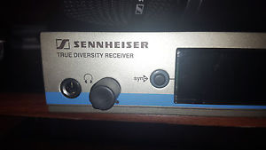 Sennheiser ew 500-965 G3 Band A Handheld Wireless System slightly used