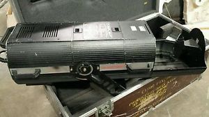 4x Cyberlight SV Lightwave Research Scanner Lighting Fixture HES with roadcase